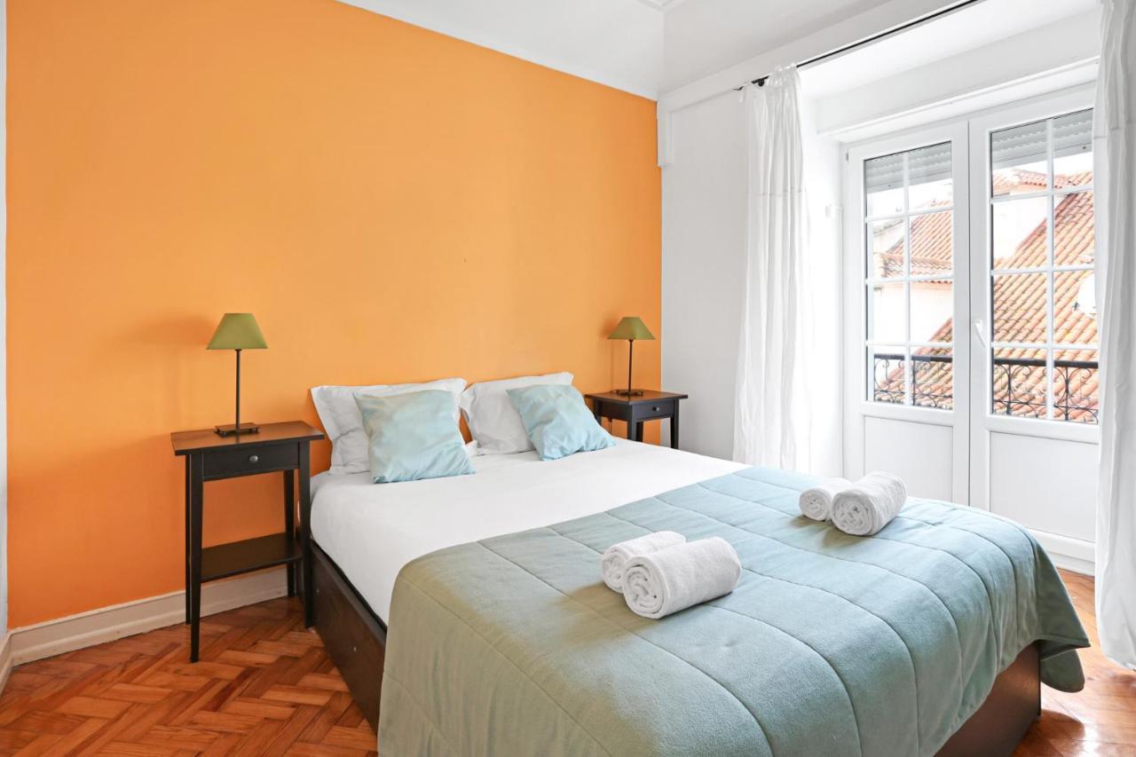 Castelo Apartment - Beautiful Balcony View Lisbon Bagian luar foto