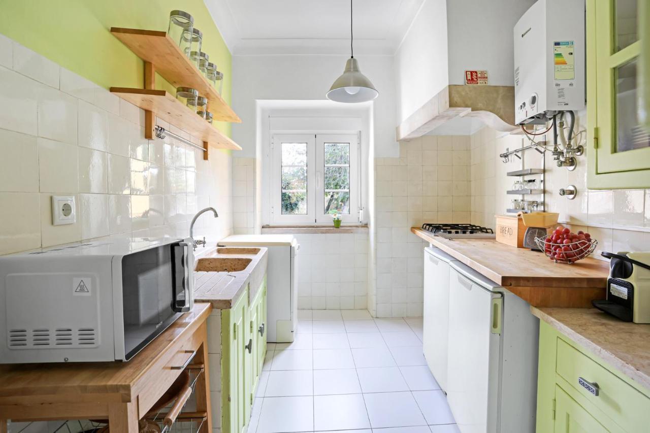 Castelo Apartment - Beautiful Balcony View Lisbon Bagian luar foto